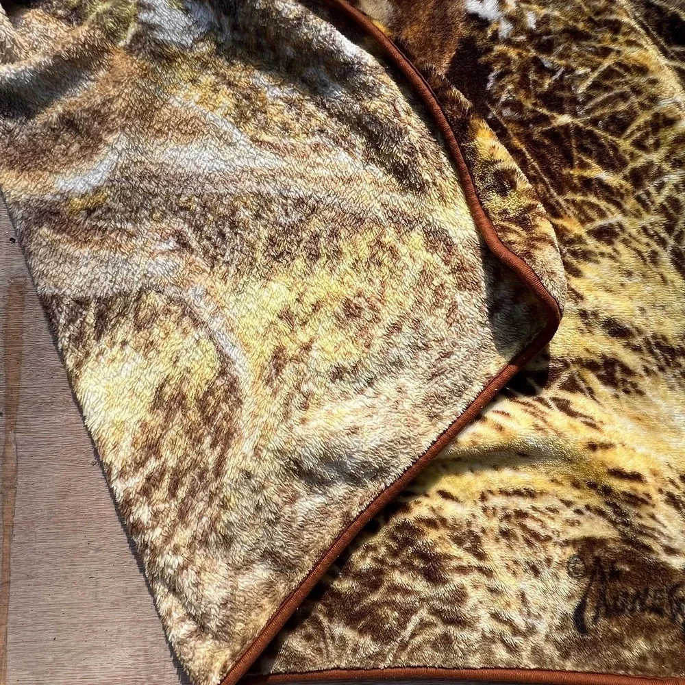 Vintage Deer Fleece Throw Blanket | 50x60
